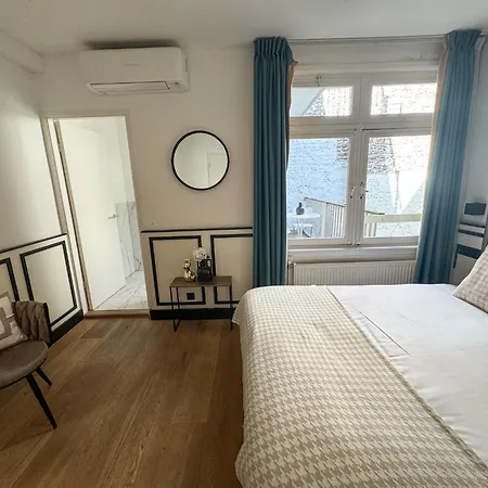 Yourbnb Haarlemmerstraat 호텔 *
