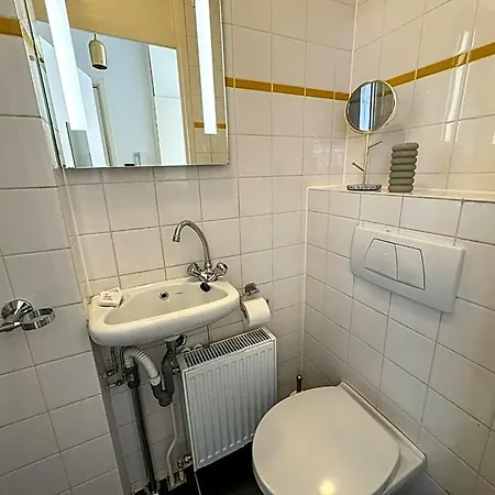 Yourbnb Haarlemmerstraat Amesterdão