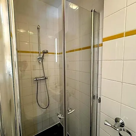 Hotel Yourbnb Haarlemmerstraat Amesterdão