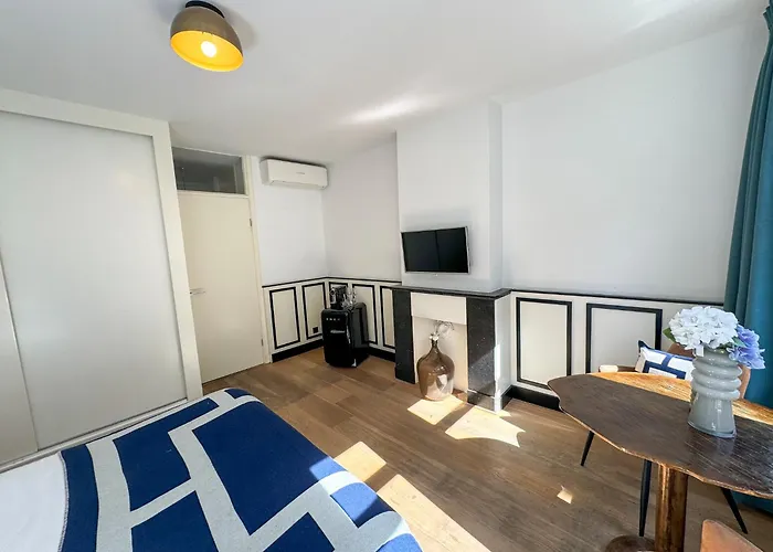 Hotel Yourbnb Haarlemmerstraat