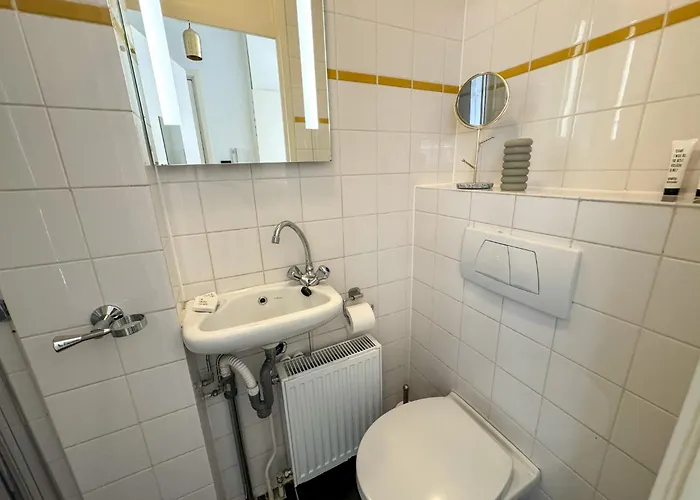 Hotel Yourbnb Haarlemmerstraat *