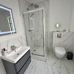 Yourbnb Haarlemmerstraat Hotel